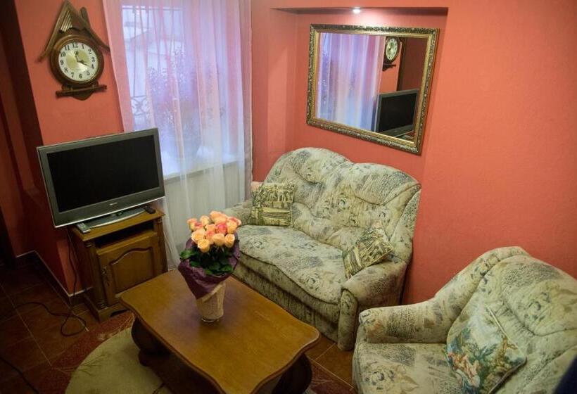 سوئیت 2 خوابه, Knaus Apartments