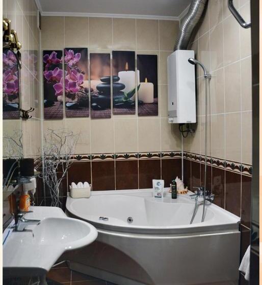 سوییت, Knaus Apartments