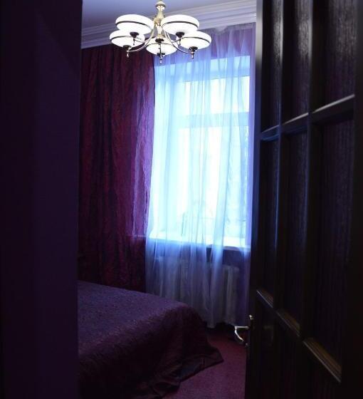 سوییت, Knaus Apartments