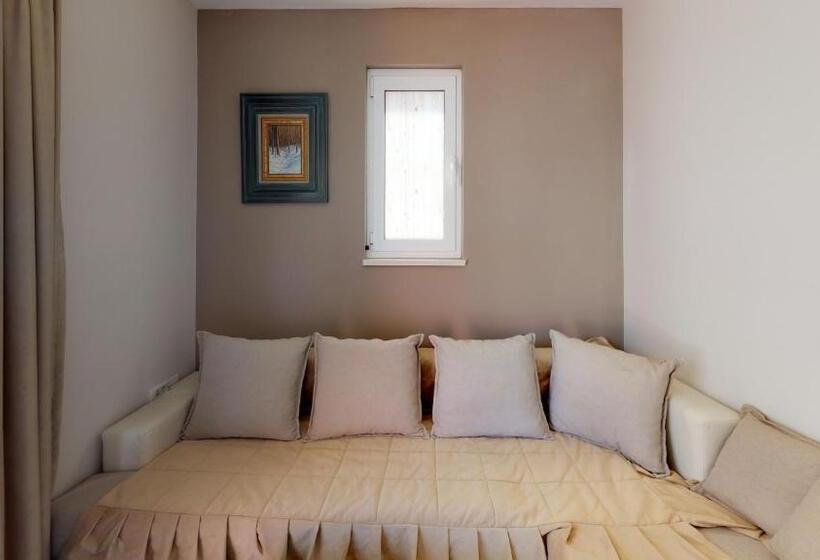 آپارتمان 1 خوابه, Villa Bojana