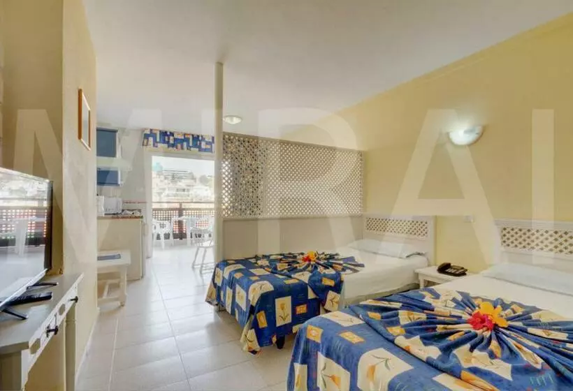 استودیوی استاندارد, Apartamentos Pez Azul