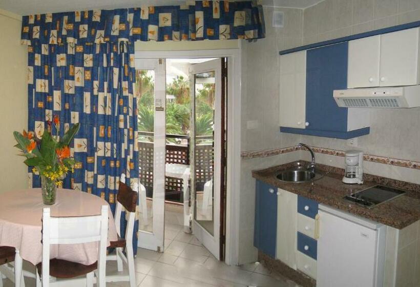 スタンダードスタジオ, Apartamentos Pez Azul