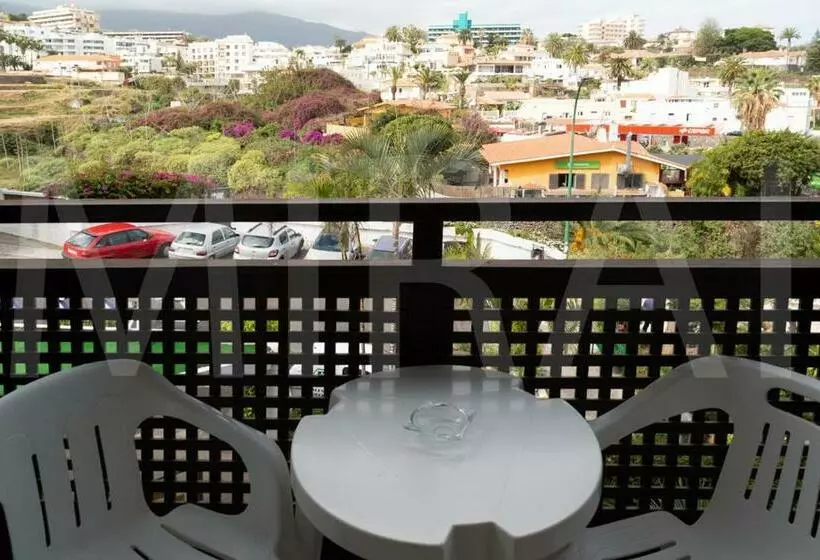 استودیوی استاندارد, Apartamentos Pez Azul