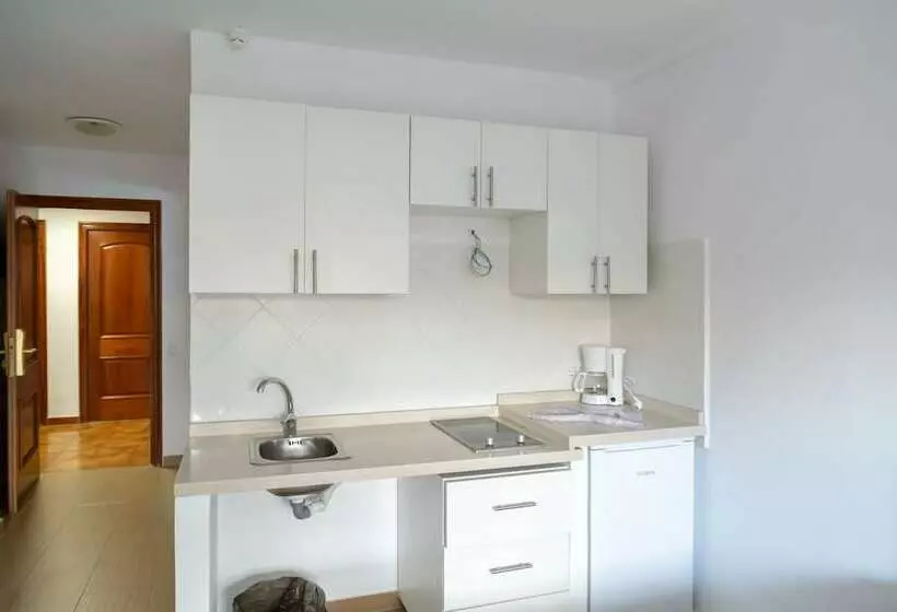 استودیوی استاندارد, Apartamentos Pez Azul