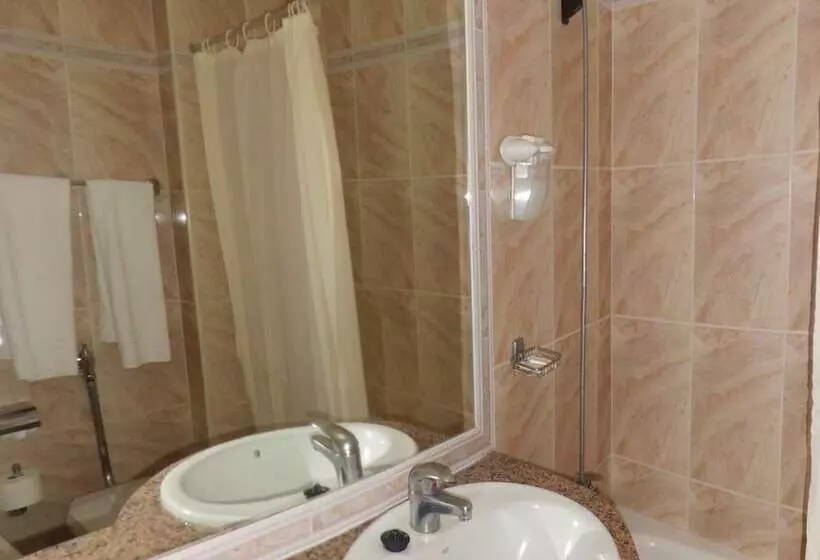 استودیوی استاندارد, Apartamentos Pez Azul