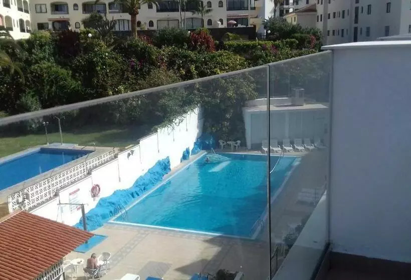 استودیو استاندارد با چشم‌انداز استخر, Apartamentos Pez Azul