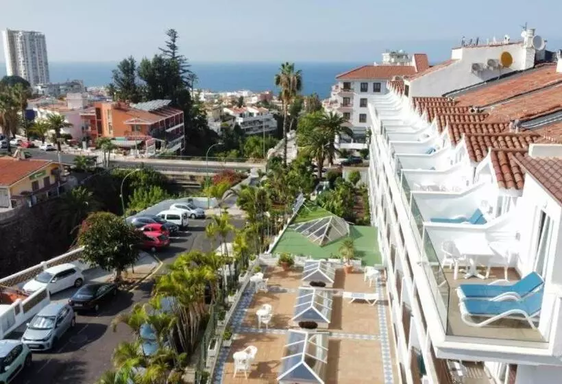 استودیوی استاندارد, Apartamentos Pez Azul