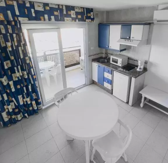 استودیوی استاندارد, Apartamentos Pez Azul