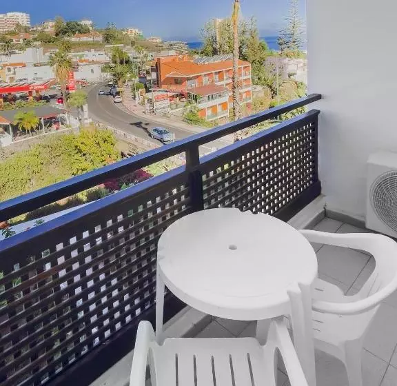استودیوی استاندارد, Apartamentos Pez Azul