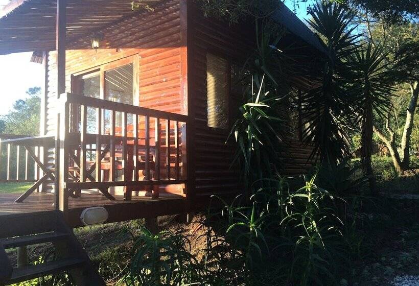 小室, A Stone S Throw Accommodation