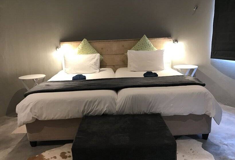 标准间, A Stone S Throw Accommodation