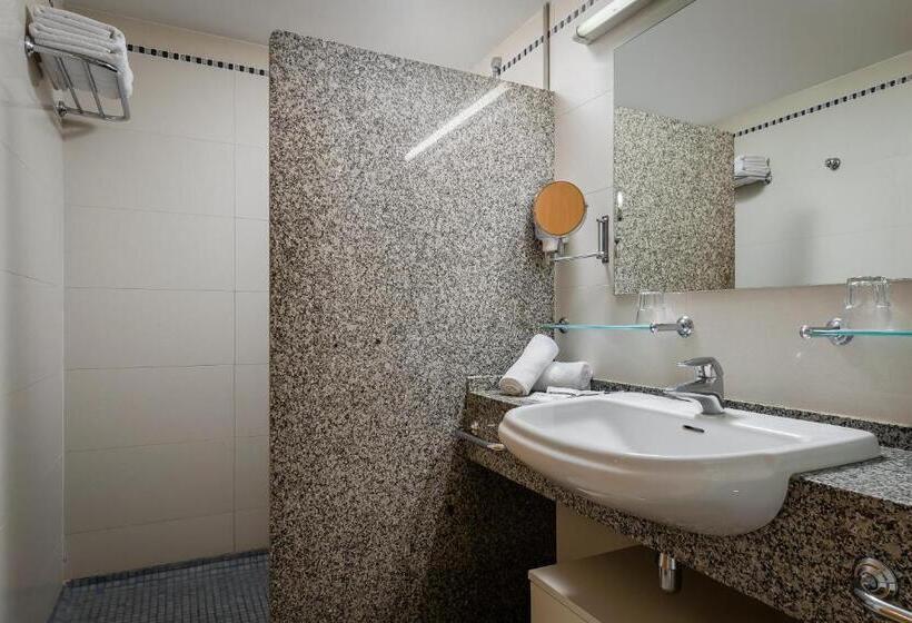 家庭间, ALEGRIA Caprici Verd 4*SUP