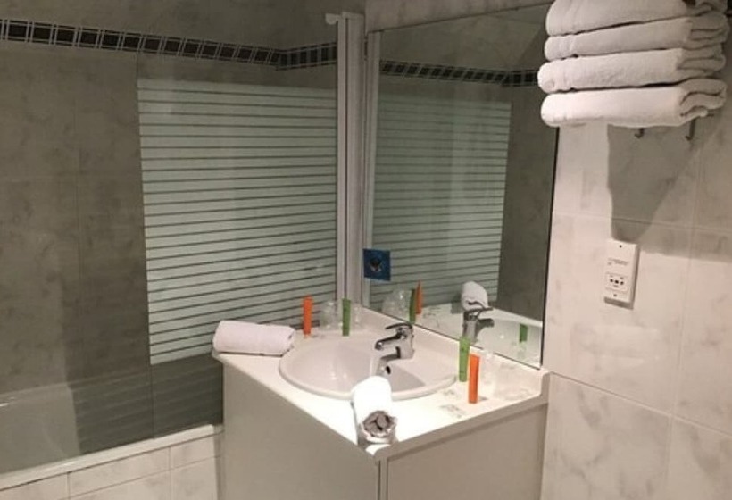 اتاق استاندارد یک نفره, Hôtel Angelic