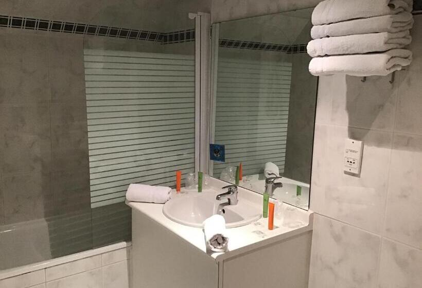 اتاق استاندارد یک نفره, Hôtel Angelic