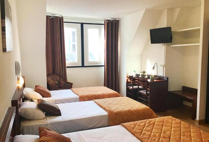 اتاق خانوادگی, Hôtel Angelic