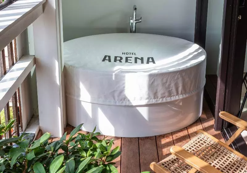 スイート, Arena