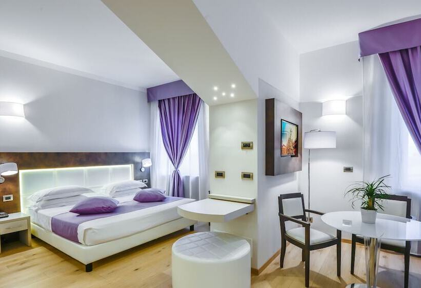 سوییت جونیور, Bologna Airport