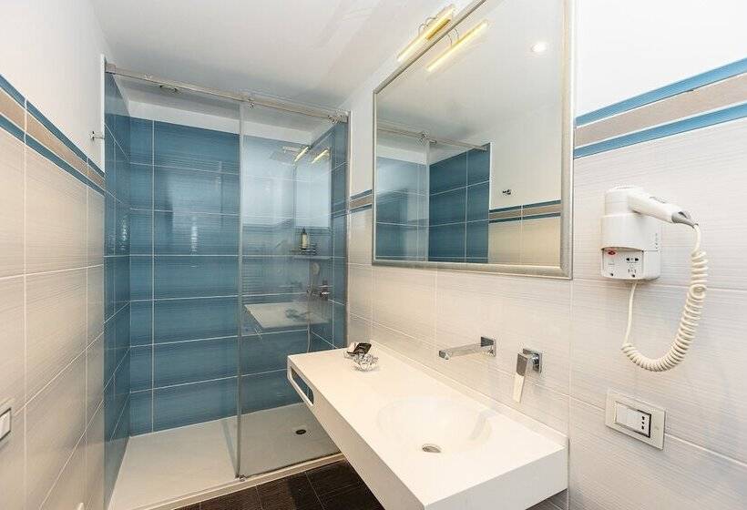 חדר דלוקס, Castellino Roma