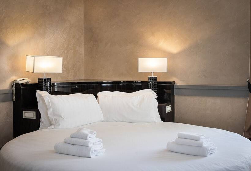 חדר דלוקס, Castellino Roma