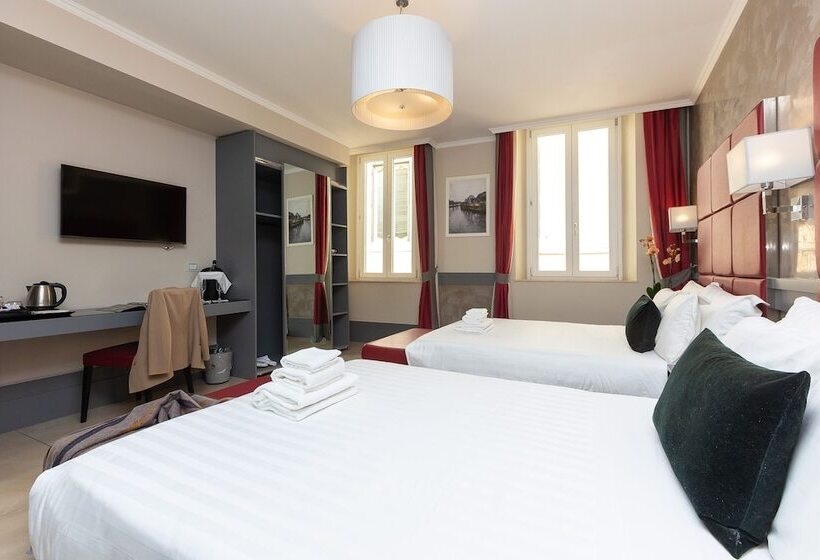 اتاق استاندارد چهار تخته, Castellino Roma