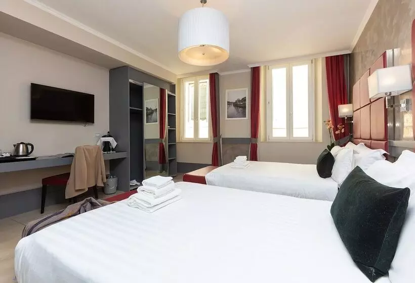 اتاق استاندارد چهار تخته, Castellino Roma