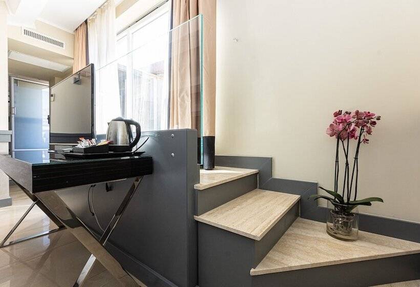 חדר דלוקס נוף לעיר, Castellino Roma