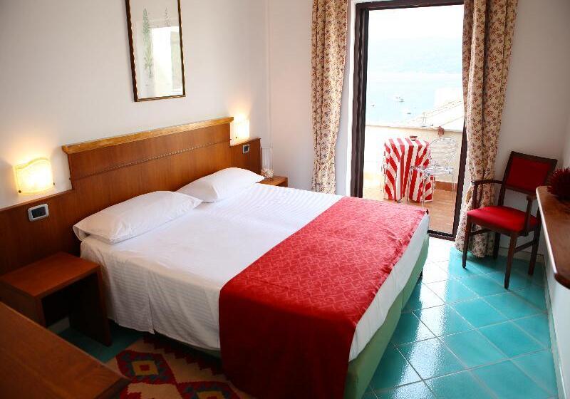 סוויטת ג'וניור, Castellino Roma