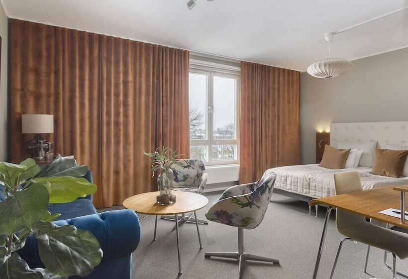 Полулюкс, Best Western Hotel River C