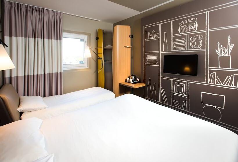 חדר משפחתי, Ibis Leicester