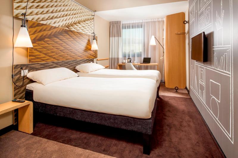 Номер Стандарт, Ibis Leicester