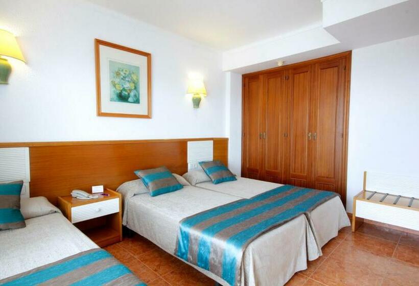 اتاق ساده سه نفره, Ilusion Markus & Spa