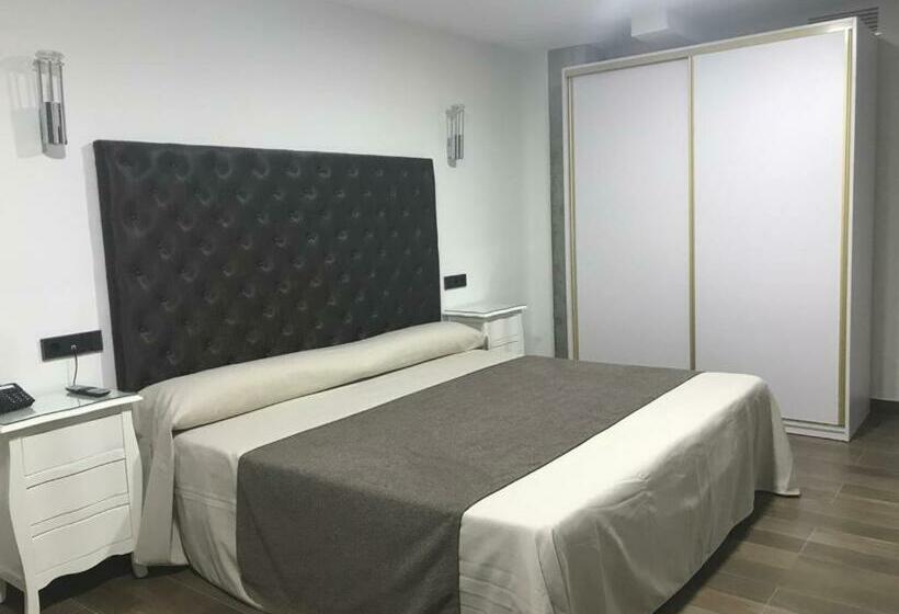 اتاق استاندارد, Julián