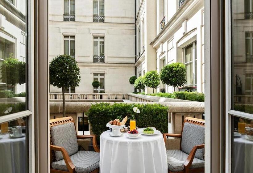 バルコニー付きスタンダードルーム, Park Hyatt Paris Vendome