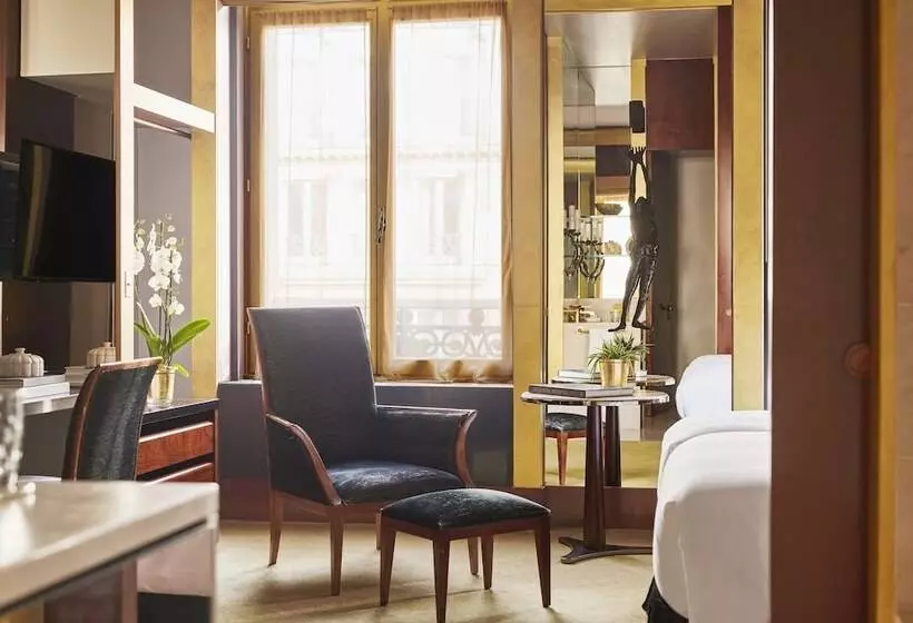 キングサイズベッドのスタンダードルーム, Park Hyatt Paris Vendome