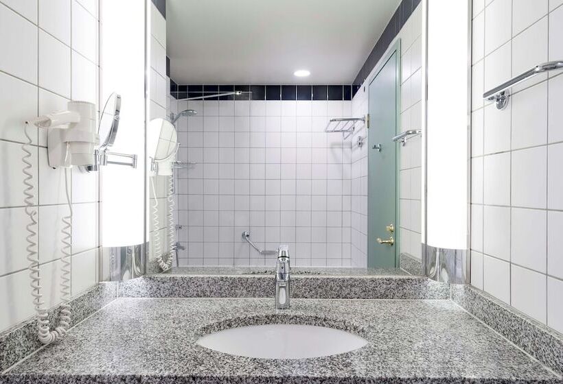 스탠다드 룸, Radisson Royal Hotel, St. Petersburg