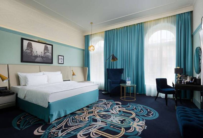 주니어 스위트, Radisson Royal Hotel, St. Petersburg