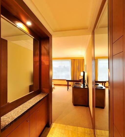 Номер Deluxe Кровать Кинг, Regent Warsaw