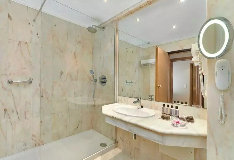 سوییت لوکس, Ria Park Hotel & Spa