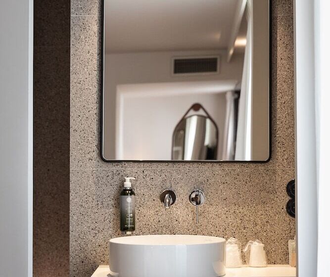 اتاق استاندارد, Le Saint Nicolas Hôtel