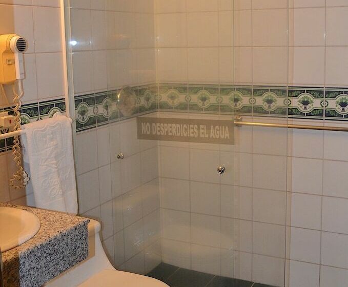 エクゼクティブスイート, Stanford Suites