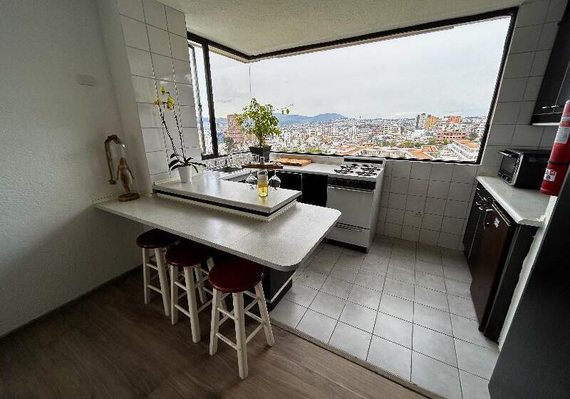 スーペリアースイート, Stanford Suites