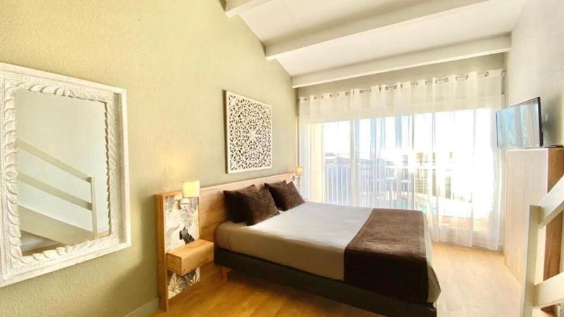 エクゼクティブスイート, Stanford Suites