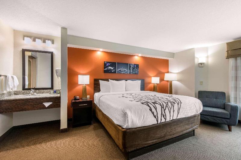 スーペリアースイート, Stanford Suites