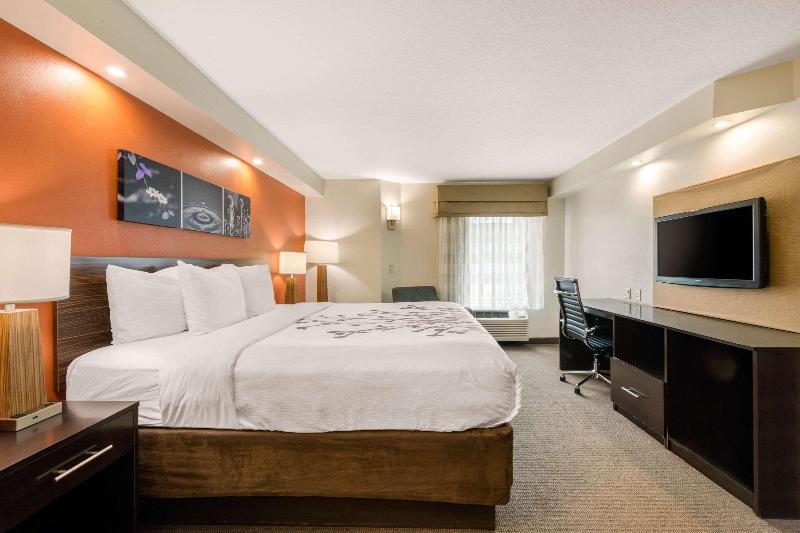 スーペリアースイート, Stanford Suites