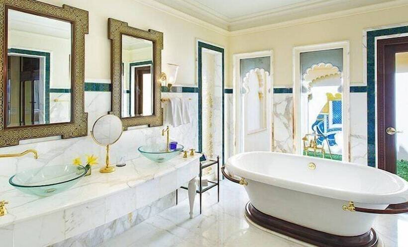 デラックススイート, The Oberoi Udaivilas Udaipur