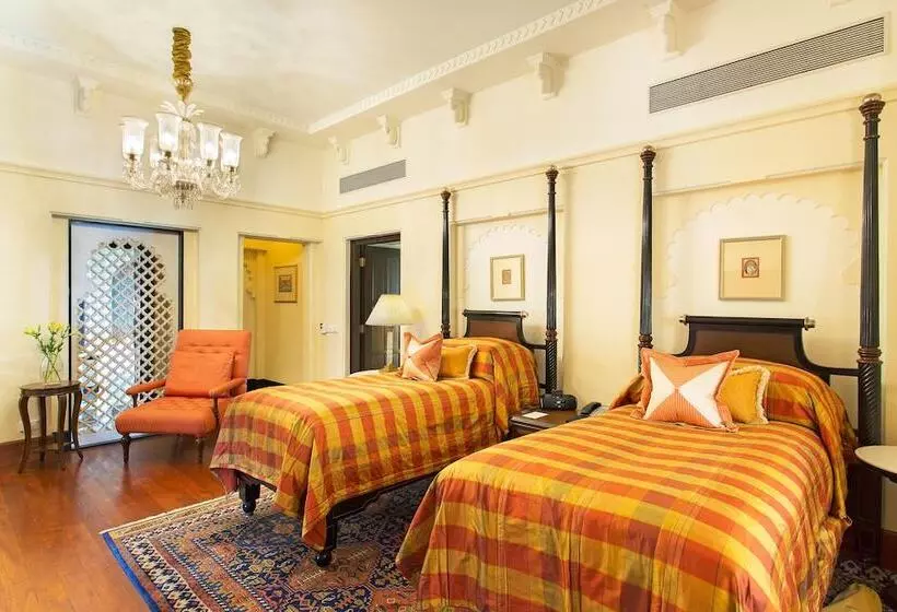 プールビューのプレミアムルーム, The Oberoi Udaivilas Udaipur