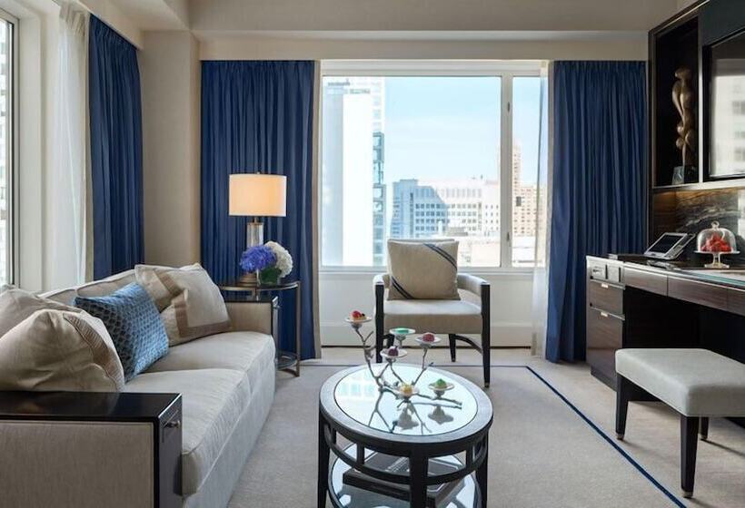 이그제큐티브 스위트, The Peninsula Chicago