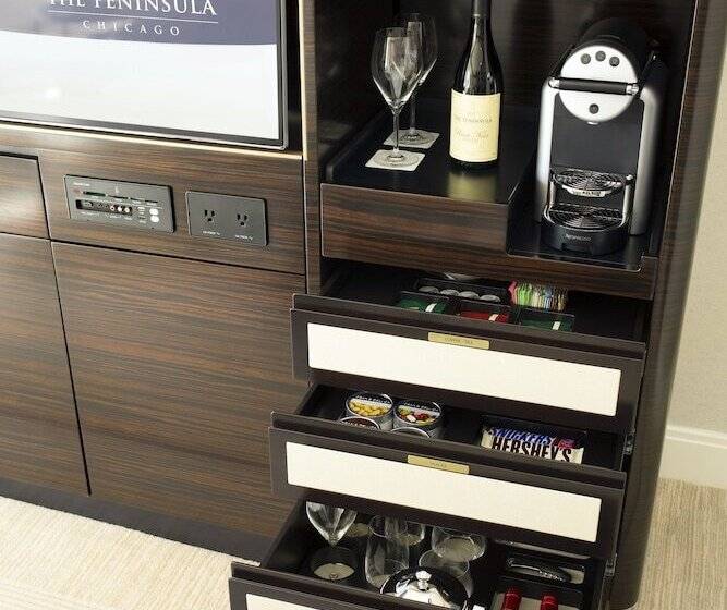 주니어 스위트, The Peninsula Chicago