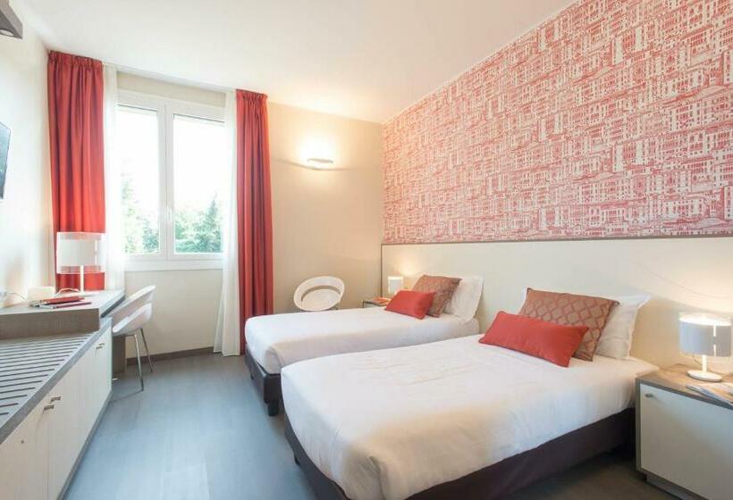 اتاق استاندارد با چشمانداز پارک, Tiziano Gruppo Mini