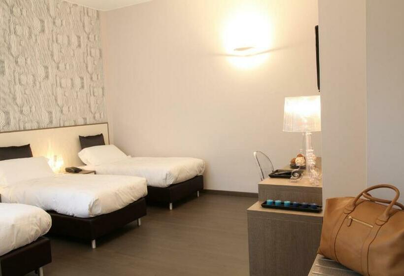 اتاق استاندارد سه نفره, Tiziano Gruppo Mini